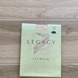 NWT Legacy Plus Beige Italian Fishnet hosiery stockings pantyhose